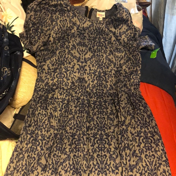 Dress - Picture 2 of 2